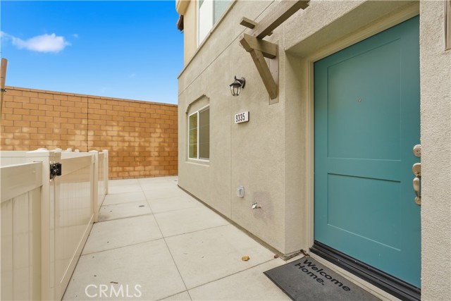 Detail Gallery Image 3 of 55 For 9335 via Azul, Pico Rivera,  CA 90660 - 3 Beds | 3 Baths