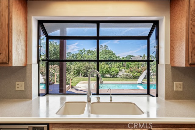 6535 Highland Springs Road, Lakeport CA: https://media.crmls.org/medias/2a4351c0-fa75-4e6a-b581-c232c4d5c97d.jpg