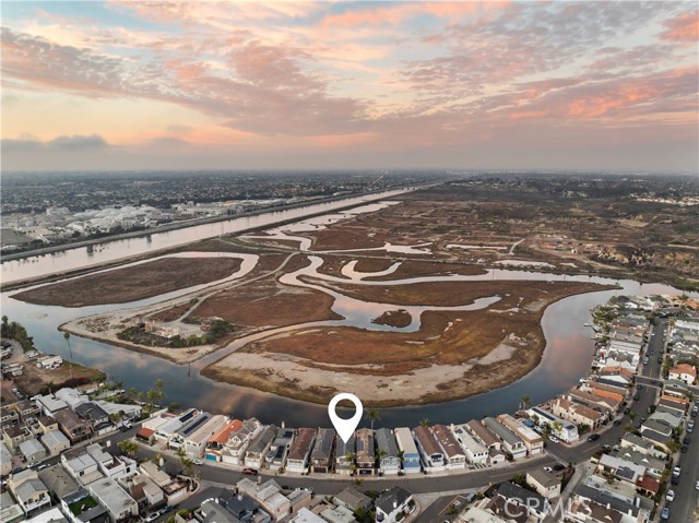 Detail Gallery Image 31 of 33 For 223 Canal St, Newport Beach,  CA 92663 - 4 Beds | 3 Baths