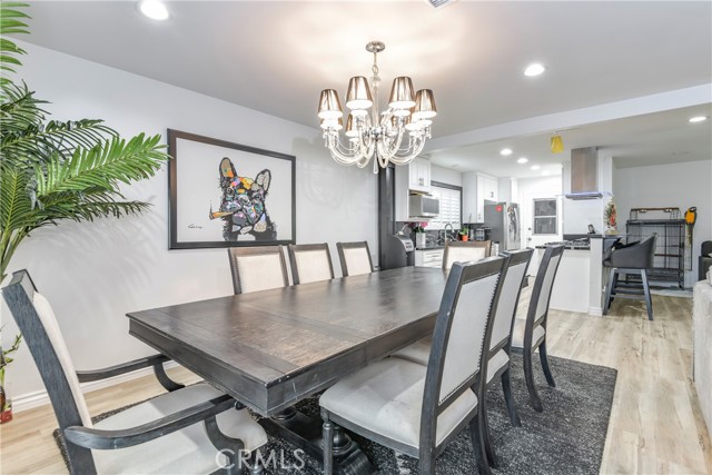 Detail Gallery Image 11 of 36 For 18915 Cantara St, Reseda,  CA 91335 - 3 Beds | 2 Baths