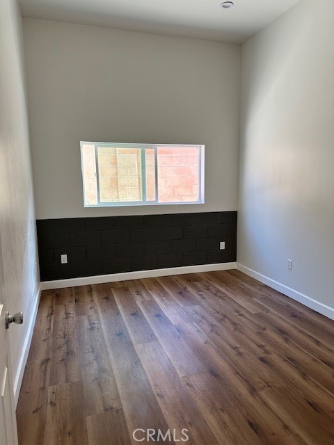 5507 S Manhattan Place, Los Angeles CA: https://media.crmls.org/medias/2a441aa9-59f6-43eb-8a83-de22ad23060d.jpg