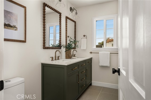 Detail Gallery Image 30 of 35 For 3803 Monteith Dr, View Park,  CA 90043 - 5 Beds | 4 Baths