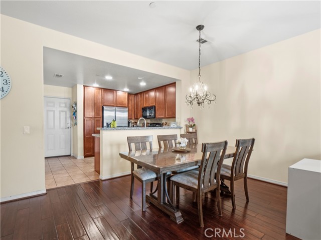 24496 Marzal Street, Valencia CA: https://media.crmls.org/medias/2a4536a1-c593-47d5-a665-a810d736cda6.jpg