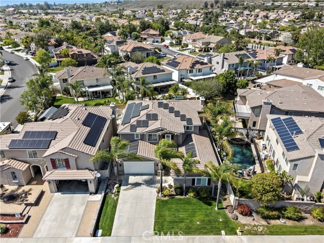 23556 Kathryn Street, Murrieta CA: https://media.crmls.org/medias/2a477042-dce2-43ef-bf81-788a3c25971b.jpg