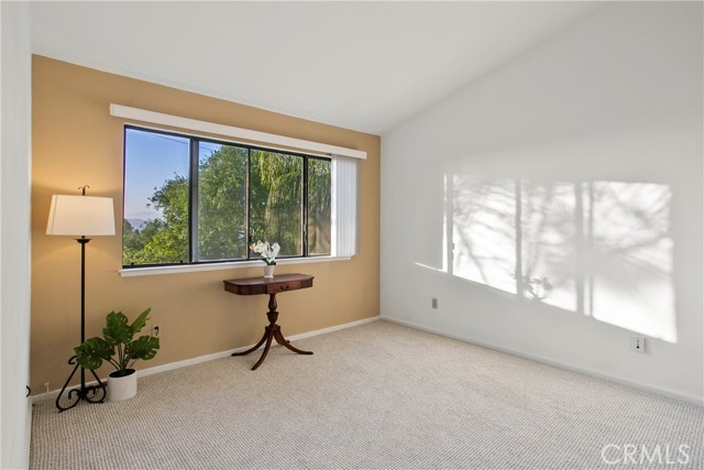Detail Gallery Image 13 of 25 For 6000 E Ladera Ln, Anaheim Hills,  CA 92807 - 2 Beds | 2/1 Baths