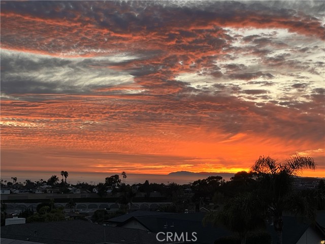 Detail Gallery Image 5 of 51 For 4201 Calle Juno, San Clemente,  CA 92673 - 4 Beds | 3/1 Baths