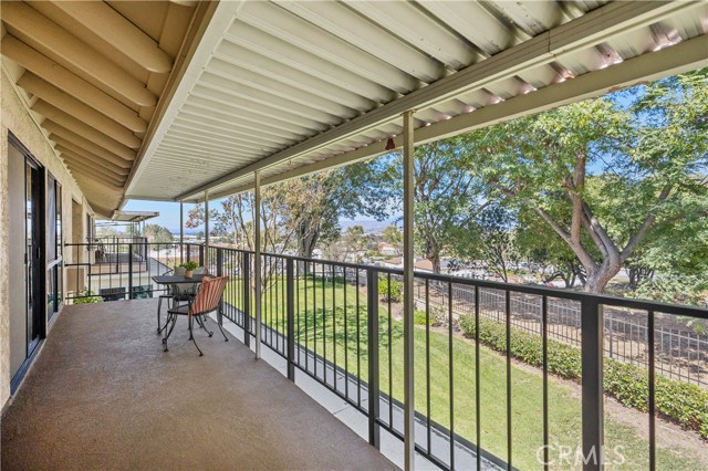 Front Image Thumbnail for CROC26013948