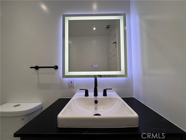 2212 Linda Flora Drive, Los Angeles CA: https://media.crmls.org/medias/2a48ede2-1857-40d7-8941-43b571dea8a9.jpg