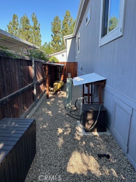 1188 Aztec, Topanga CA: https://media.crmls.org/medias/2a494063-ff0d-467c-ace6-2178e1430b89.jpg
