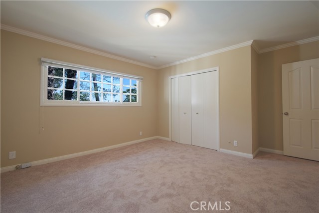 Detail Gallery Image 17 of 27 For 5068 Shirley, Tarzana,  CA 91356 - 4 Beds | 4 Baths