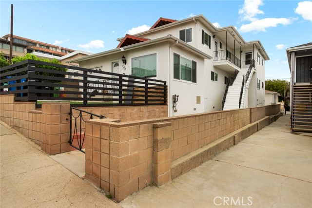 740 W 27th Street, San Pedro CA: https://media.crmls.org/medias/2a4ad87a-a64f-4849-9952-043eb09646ff.jpg
