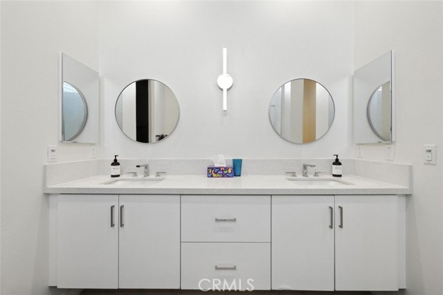 Detail Gallery Image 26 of 33 For 3345 Ambassador Dr, Palm Springs,  CA 92262 - 3 Beds | 2/1 Baths
