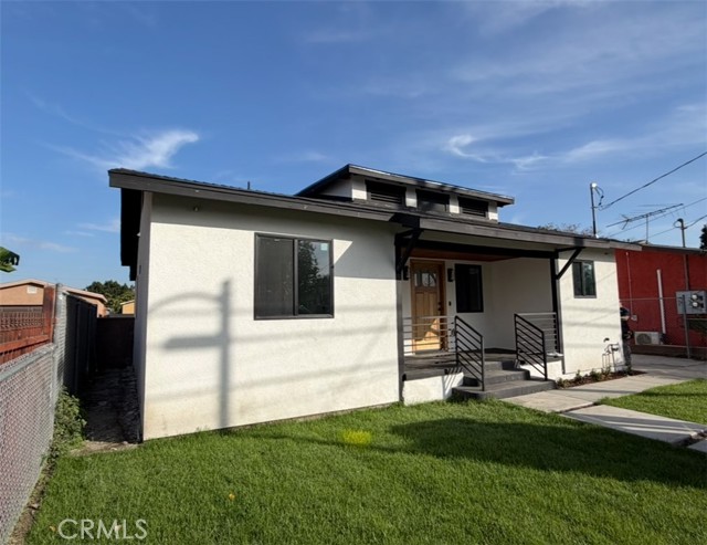 Front Image Thumbnail for CRDW26027883