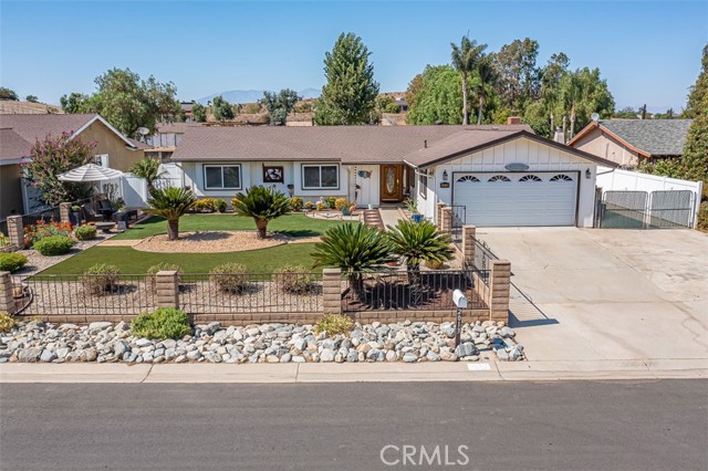 2013 Paddock Ln, Norco, CA 92860