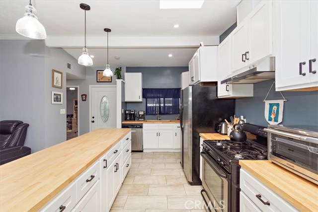 Detail Gallery Image 6 of 14 For 8197 Helena Ave, Riverside,  CA 92504 - 3 Beds | 2 Baths