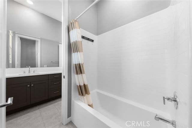 Detail Gallery Image 41 of 70 For 115 Frame, Irvine,  CA 92618 - 3 Beds | 2/1 Baths