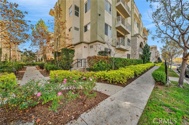Detail Gallery Image 57 of 75 For 5450 Strand #202,  Hawthorne,  CA 90250 - 2 Beds | 2 Baths