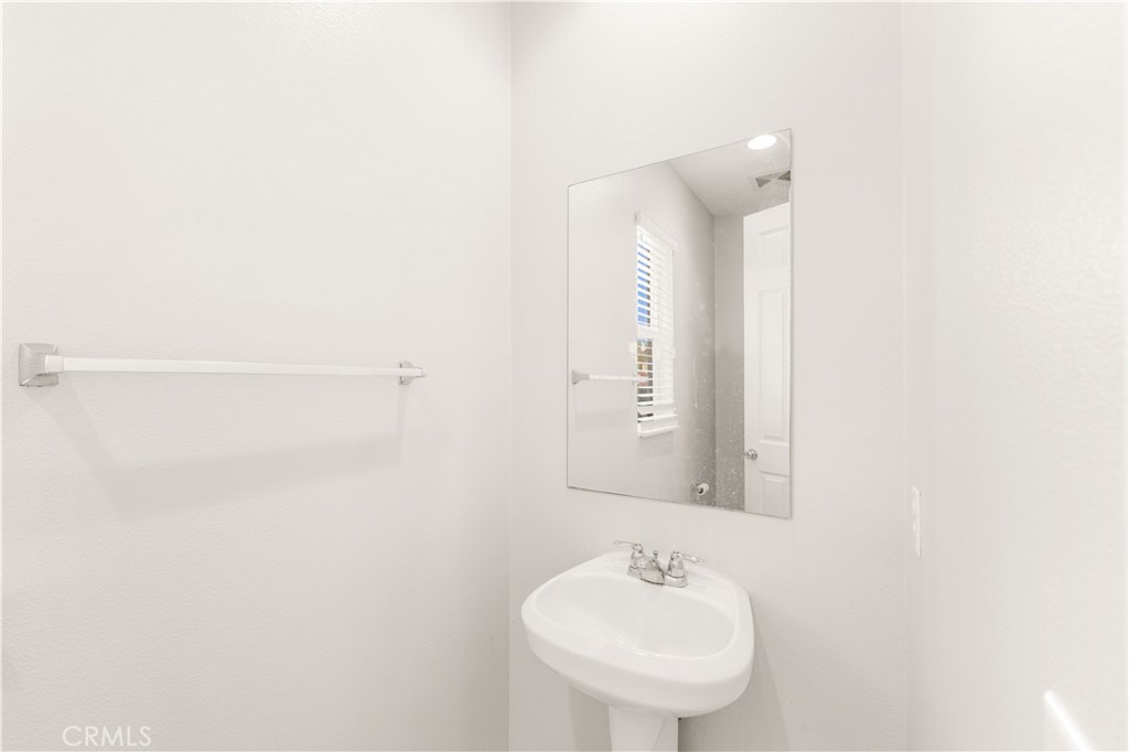 MLS #OC25267507 image #24