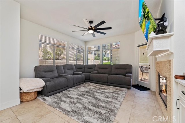 Image 14 of 28 For 1151 Veramar Court 101