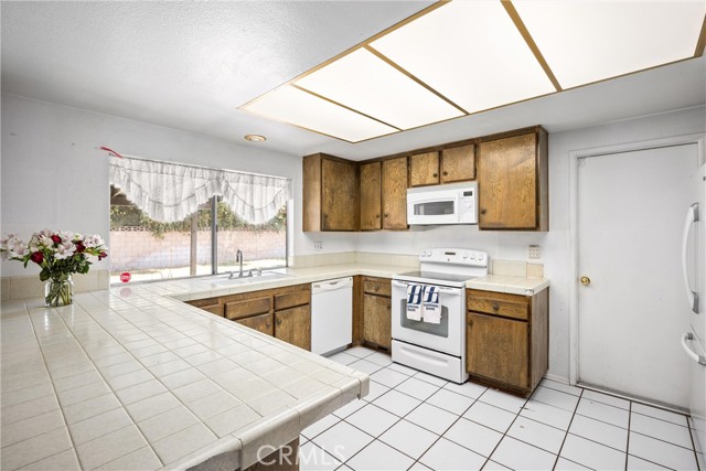 Detail Gallery Image 14 of 39 For 6145 Jasper St, Rancho Cucamonga,  CA 91701 - 4 Beds | 2 Baths