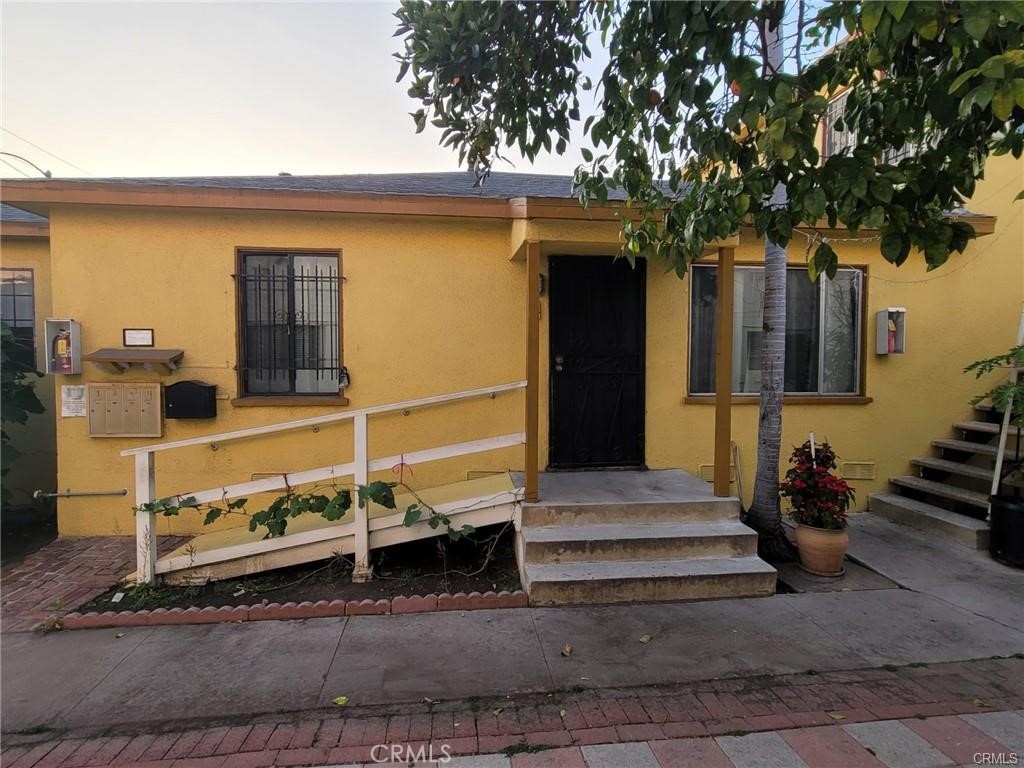 863 W Vernon Avenue #3