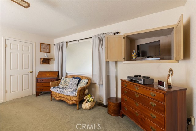 1940 Westlake Drive, Kelseyville CA: https://media.crmls.org/medias/2a4e6b13-8cbd-455a-abbf-23fb8ecb30f7.jpg