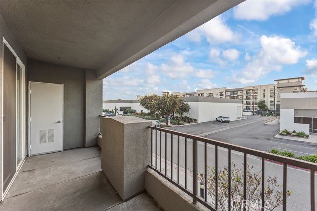 Detail Gallery Image 15 of 28 For 1801 E Katella #2063,  Anaheim,  CA 92805 - 3 Beds | 2 Baths