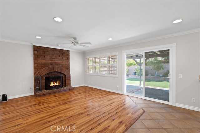 Detail Gallery Image 14 of 46 For 1791 Greenview, Corona,  CA 92878 - 4 Beds | 3 Baths