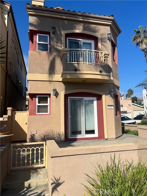 Front Image Thumbnail for CROC25271494