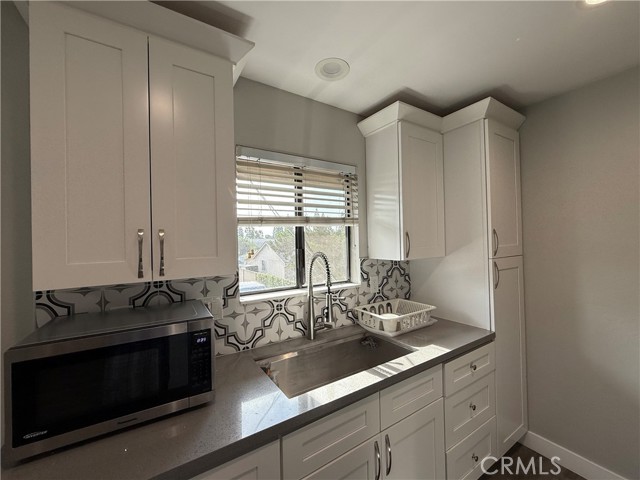 3935 W Mcfadden Avenue, Santa Ana CA: https://media.crmls.org/medias/2a5132e2-5f6f-411b-9b6c-746c717a8827.jpg