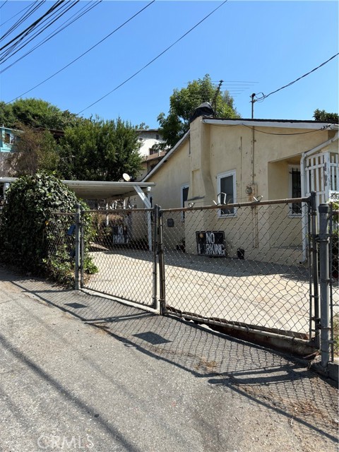 Image 2 for 4077 San Carlos St, Los Angeles, CA 90063