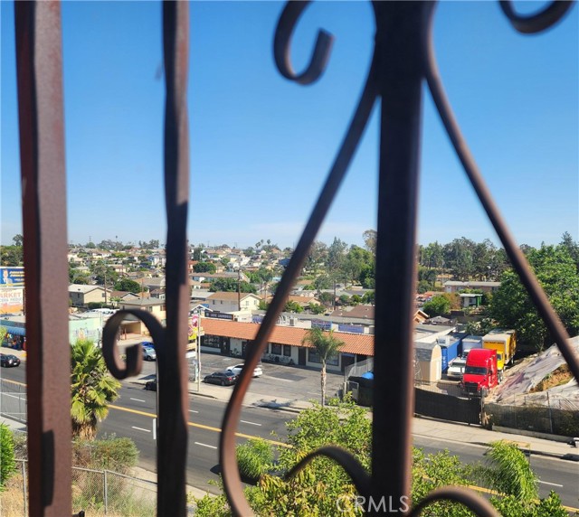 411 N Brannick, Los Angeles CA: https://media.crmls.org/medias/2a52418e-1562-4b38-a0fe-7adc9ce01482.jpg