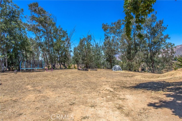 32272 Florida Avenue, Mentone CA: https://media.crmls.org/medias/2a538380-1f64-47fb-aae6-c929d1b048ac.jpg