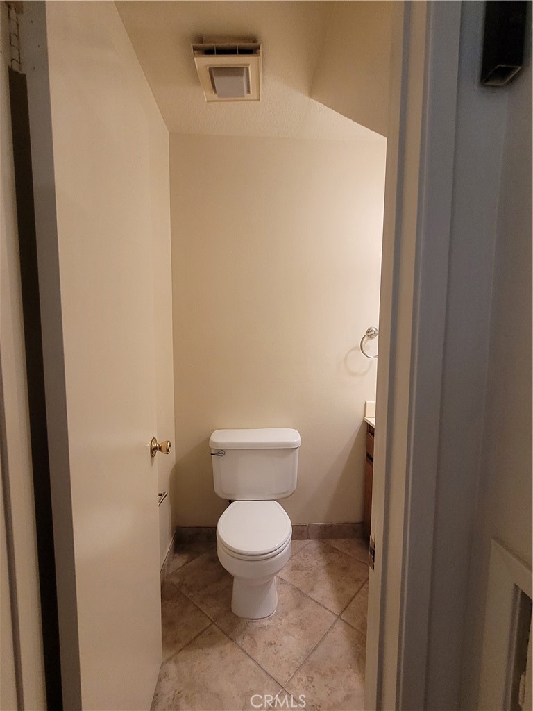 https://media.crmls.org/medias/2a5398b9-06e6-4ee9-97ff-0ff63a6529c5.jpg?preset=X-Large