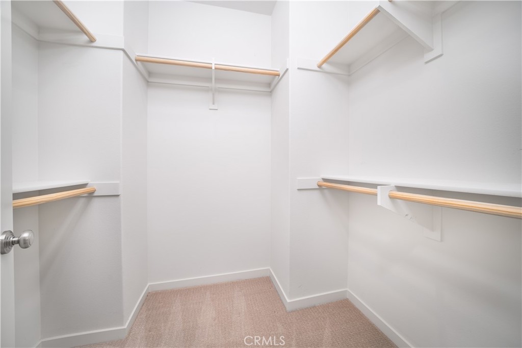 https://media.crmls.org/medias/2a542f99-c3d3-46d2-a0dd-0683bc92c7f6.jpg?preset=X-Large