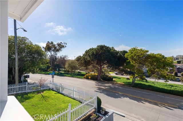 3002 Ardmore Avenue, Manhattan Beach, California 90266, 3 Bedrooms Bedrooms, ,2 BathroomsBathrooms,Residential,For Sale,Ardmore,SB25045900