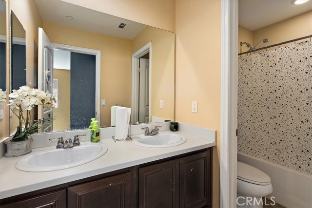 29210 Nectarine Street, Menifee CA: https://media.crmls.org/medias/2a553299-a019-4e3e-8d60-eebb7ade5e15.jpg