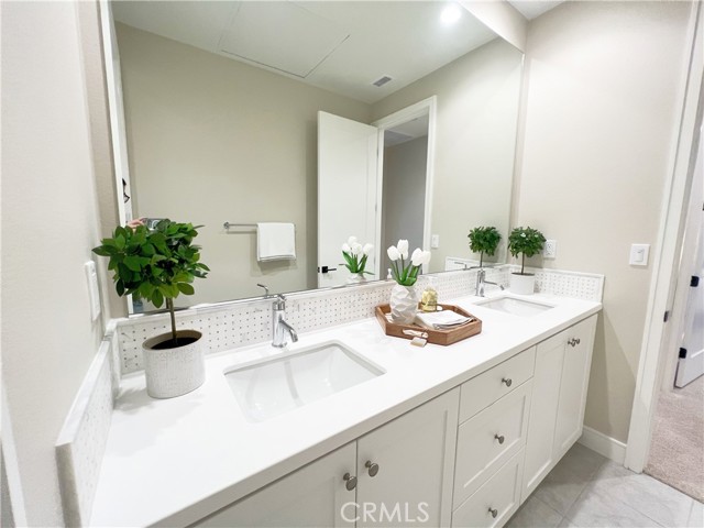 115 Montero, Irvine CA: https://media.crmls.org/medias/2a554711-d9b7-4b09-9b56-817b29ae0a5d.jpg