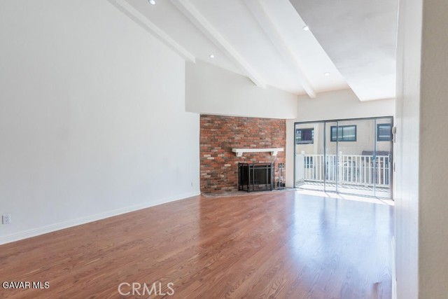 Detail Gallery Image 6 of 42 For 18452 Lemarsh St #48,  Northridge,  CA 91325 - 2 Beds | 3 Baths