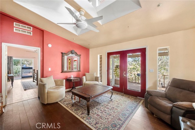 2311 Rose Road, Fallbrook CA: https://media.crmls.org/medias/2a56a568-90e0-4eb5-8490-00e2f152aa32.jpg