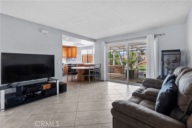 Detail Gallery Image 15 of 46 For 1433 Bentley Court, San Dimas,  CA 91773 - 4 Beds | 3 Baths