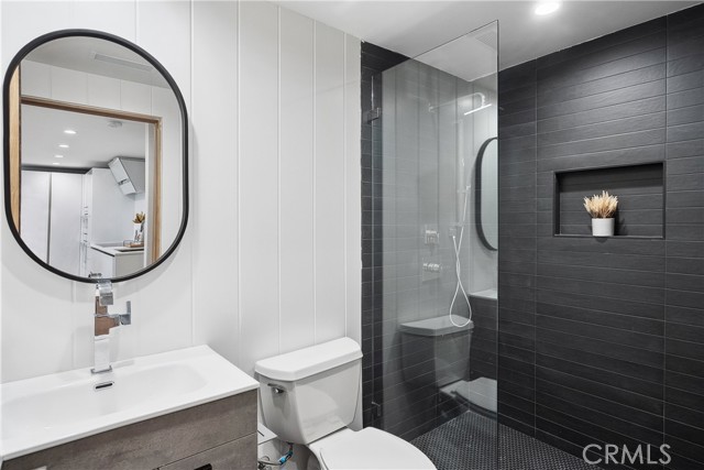Detail Gallery Image 44 of 53 For 4001 Coldstream, Tarzana,  CA 91356 - 6 Beds | 6/1 Baths