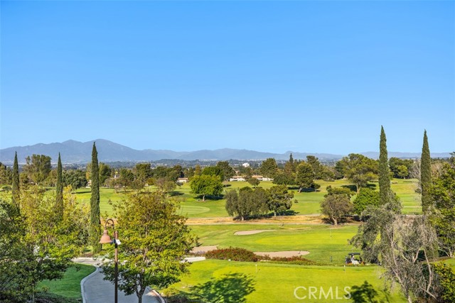 5594 Avenida Sosiega W, Laguna Woods CA: https://media.crmls.org/medias/2a582986-2ecd-444b-a563-fcd021b6aff3.jpg