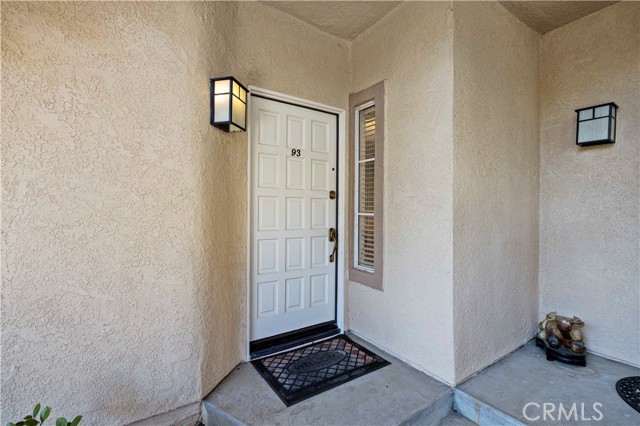 23839 Del Monte Drive, Valencia CA: https://media.crmls.org/medias/2a589e68-01f6-472d-8b56-538d75c953df.jpg