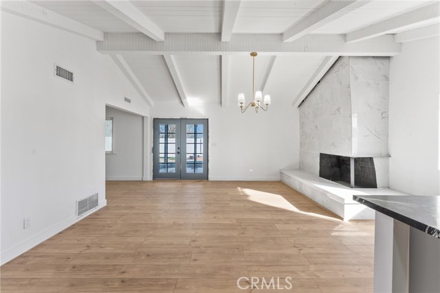 Detail Gallery Image 4 of 40 For 1423 N Terrace Rd, Rialto,  CA 92376 - 4 Beds | 2 Baths