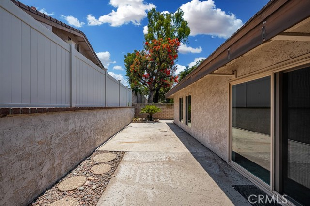 Image 18 of 29 For 2726 Nectarine Avenue