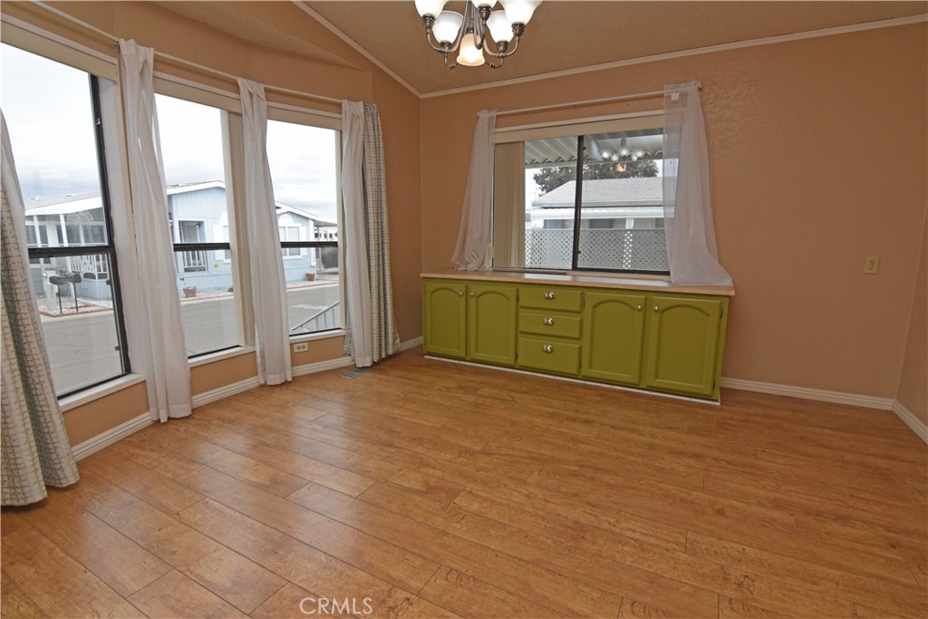 MLS #CV25261947 image #8