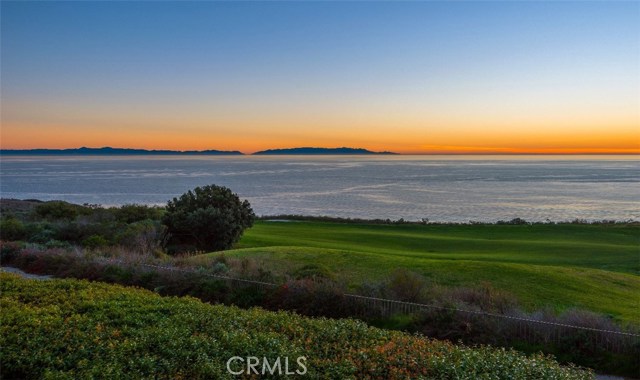 3200 La Rotonda Drive, Rancho Palos Verdes, California 90275, 3 Bedrooms Bedrooms, ,2 BathroomsBathrooms,Residential,Sold,La Rotonda,PV17018808