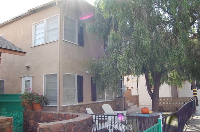 Detail Gallery Image 10 of 22 For 20 Roycroft Ave, Long Beach,  CA 90803 - – Beds | – Baths