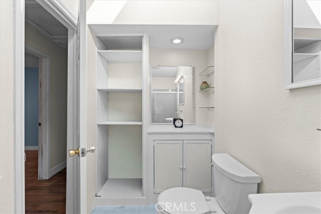 Detail Gallery Image 22 of 36 For 118 Bryn Mawr Rd, Claremont,  CA 91711 - 3 Beds | 2 Baths